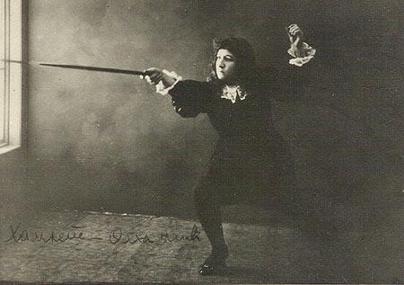 869518331470b42f360329484264386_extreme